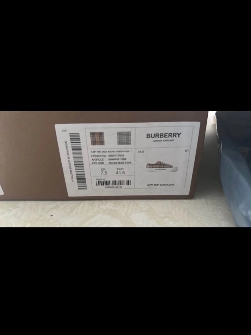Burberry Low Top Sneakers Box Label - Nova Check